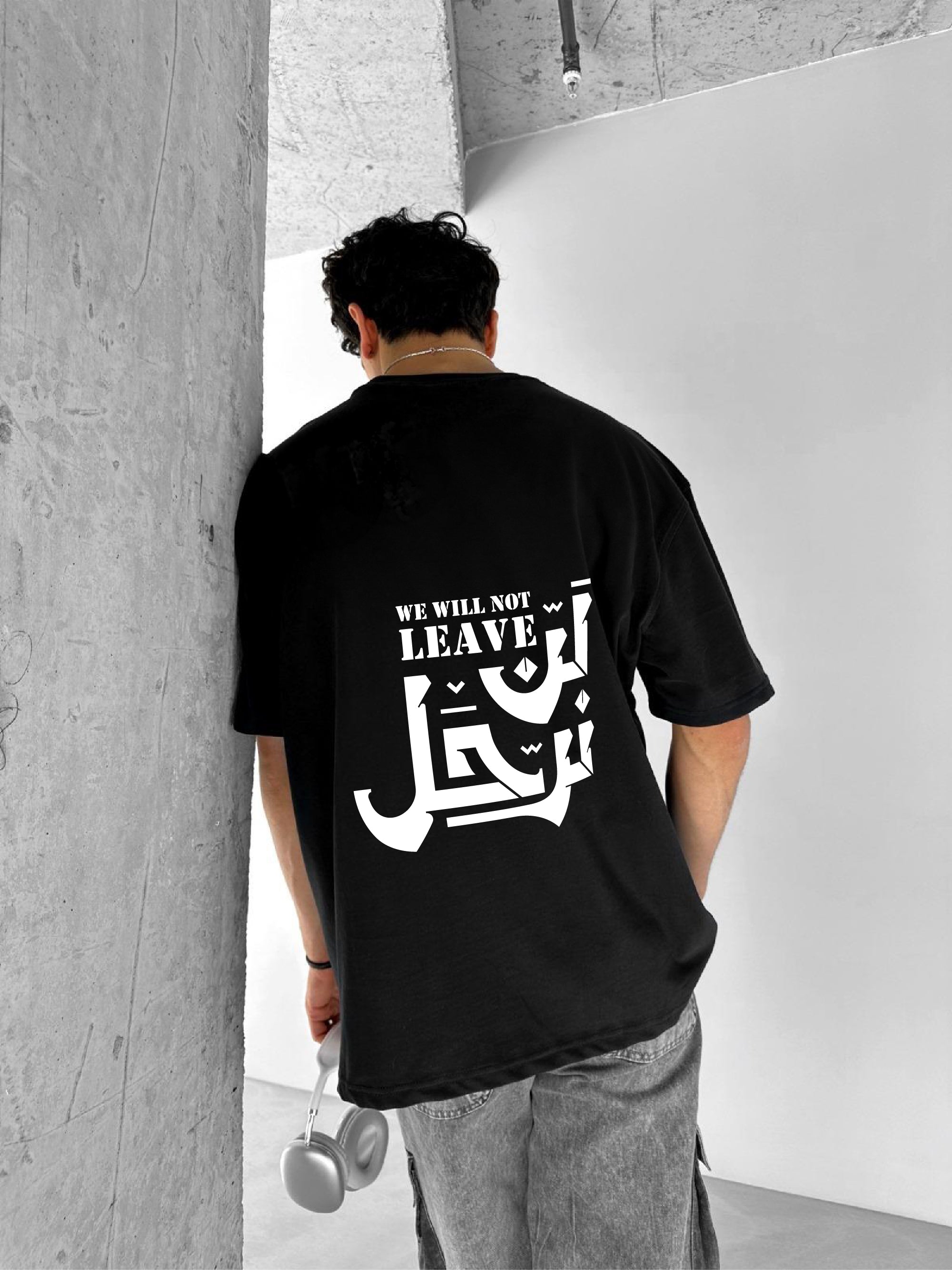 Black "لن نرحل" Printed Over size T-Shirt