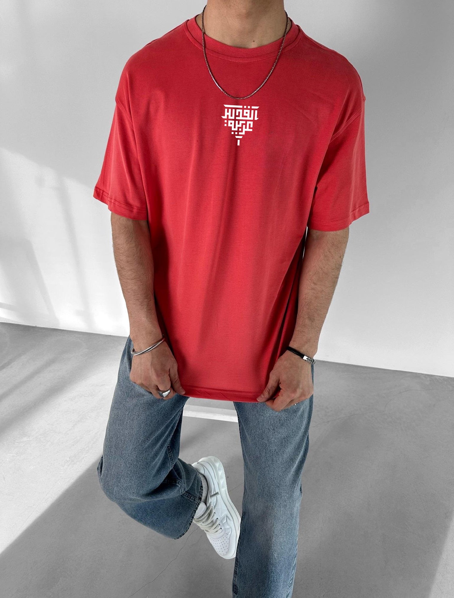Red "لن نرحل" Printed Over size T-Shirt