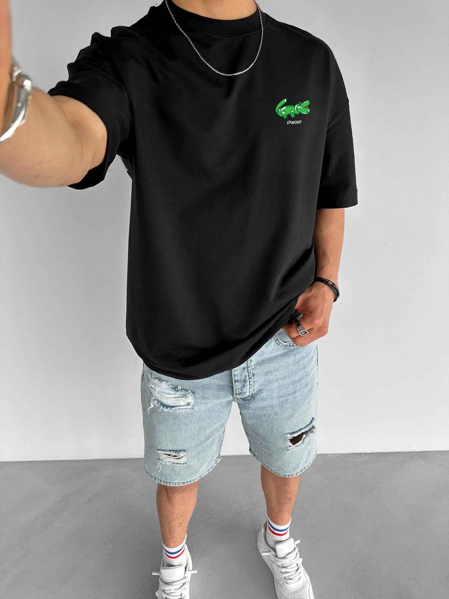 Black "Low cost 2" Printed Over size T-Shirt