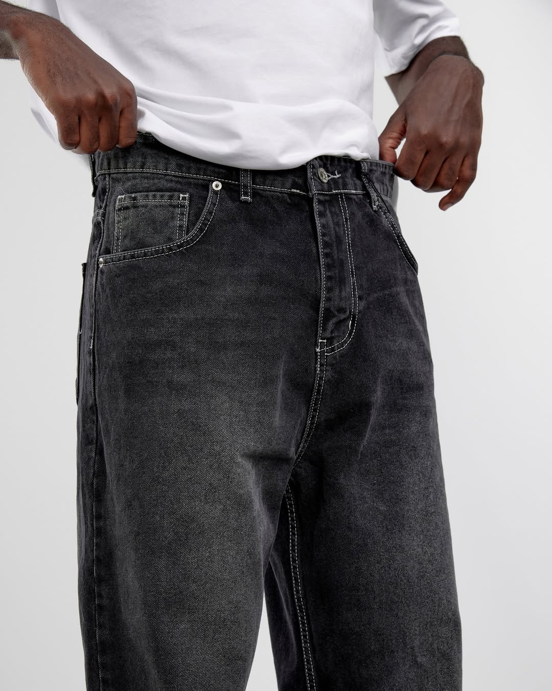 Black Wash Wide Leg Fit Jeans