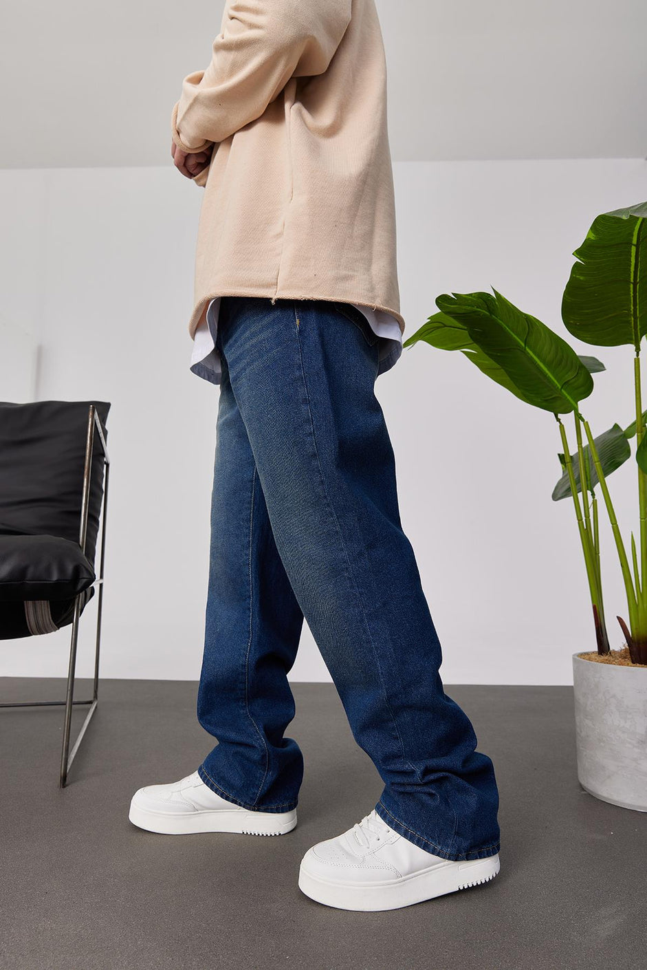 Dark Blue Wash Wide Leg Fit Jeans