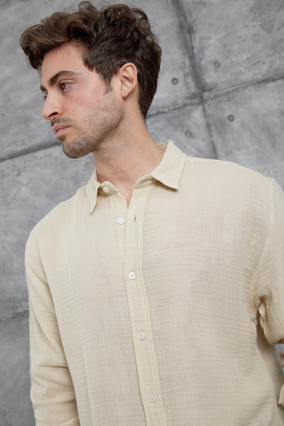 Long-Sleeve Linen Shirt Beige